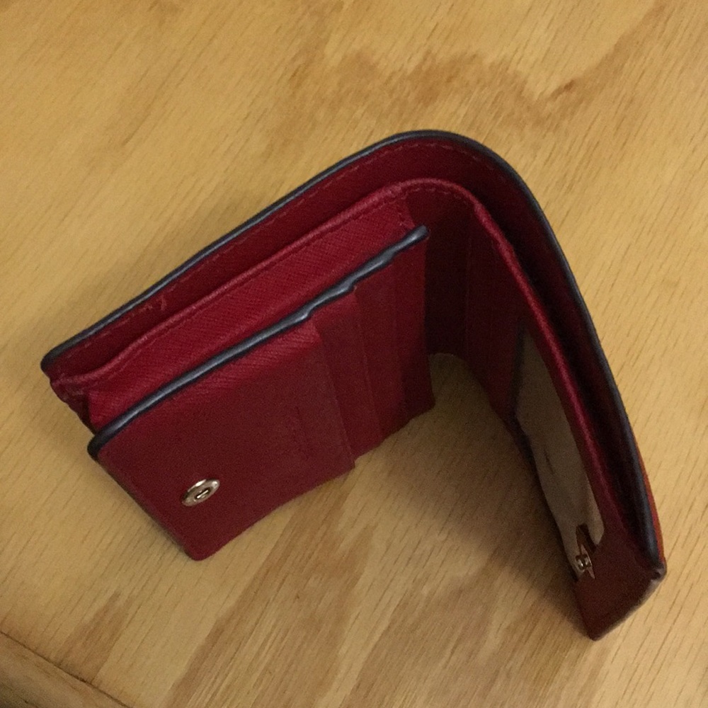 Michael Kors wallet - Picture 3 of 4